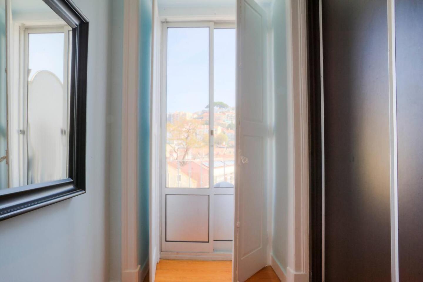 Lisbon Martim Moniz Apartment Exterior photo